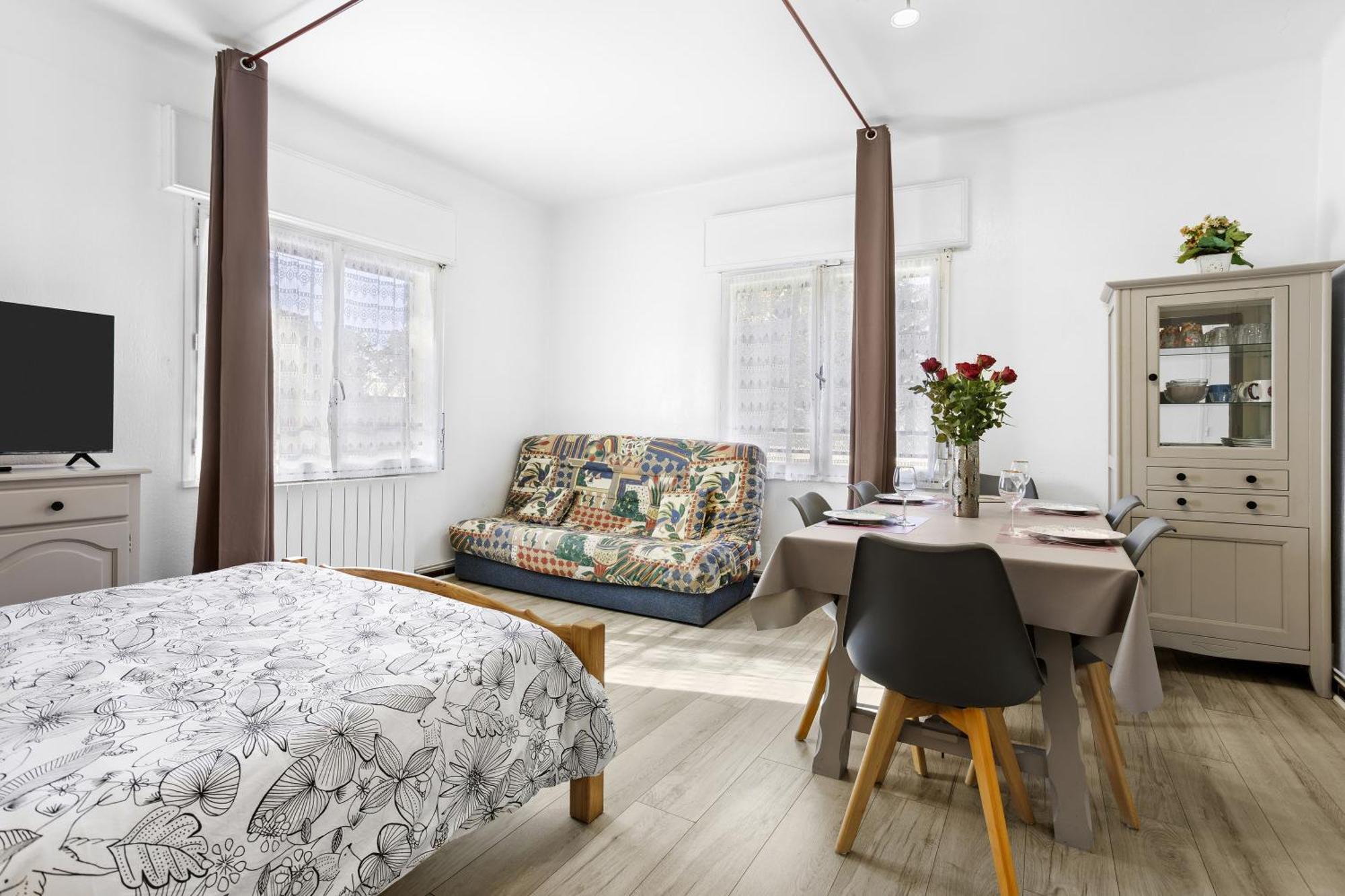 Studio - Frejus Base Nature Bagian luar foto